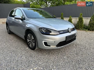 Авто Volkswagen E-Golf 2015 № 7738033