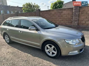 Авто Skoda Superb 2012 № 7738073