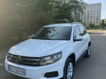 Авто Volkswagen Tiguan 2015 № 7738117