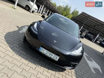 Авто Tesla Model 3 2019 № 7738134