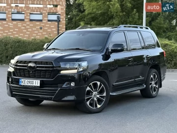 Авто Toyota Land Cruiser 2019 № 7738192