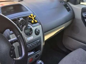 Авто Renault Megane 2004 № 7738240