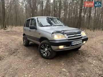 Авто Chevrolet Niva 2005 № 7738249