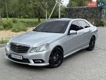 Авто Mercedes E-Class 2010 № 7738427