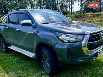 Авто Toyota Hilux 2022 № 7738504