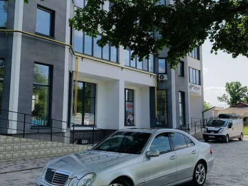 Авто Mercedes E-Class 2003 № 7738527