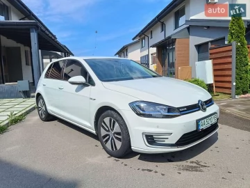 Авто Volkswagen E-Golf 2019 № 7738553