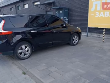 Авто Renault Grand Scenic 2011 № 7738665