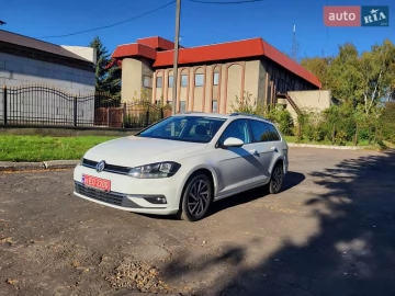 Авто Volkswagen Golf 2017 № 7738722