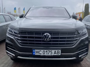 Авто Volkswagen Touareg 2023 № 7738826