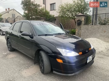 Авто Ford Focus 2000 № 7738914