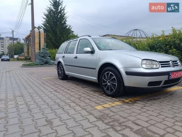 Авто Volkswagen Golf 2005 № 7738981