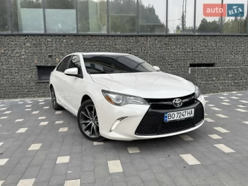 Авто Toyota Camry 2017 № 7739119