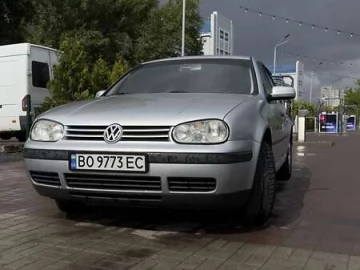 Авто Volkswagen Golf 2001 № 7739158