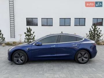 Авто Tesla Model 3 2019 № 7739254