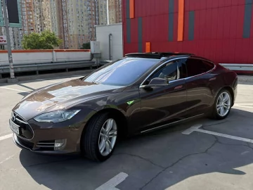 Авто Tesla Model S 2014 № 7739364