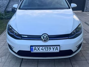 Авто Volkswagen E-Golf 2020 № 7739481