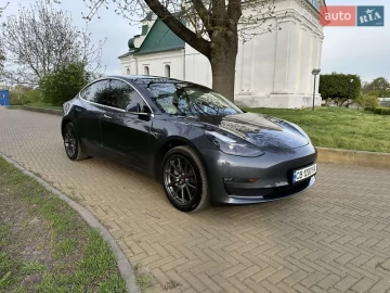 Авто Tesla Model 3 2019 № 7739502