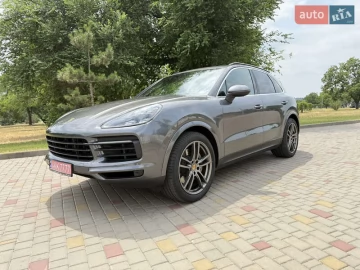 Авто Porsche Cayenne 2020 № 7739722