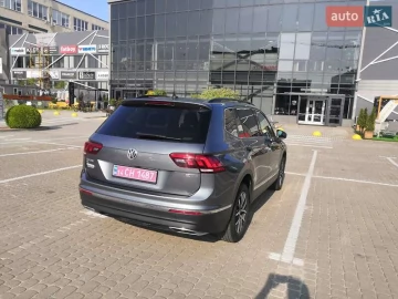 Авто Volkswagen Tiguan 2020 № 7739991