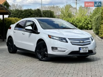 Авто Chevrolet Volt 2012 № 7740109