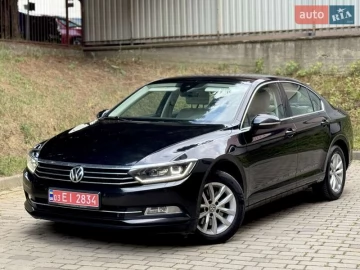 Авто Volkswagen Passat 2018 № 7740151