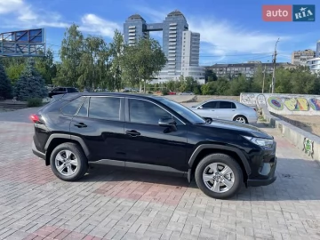 Авто Toyota Rav4 2022 № 7740165