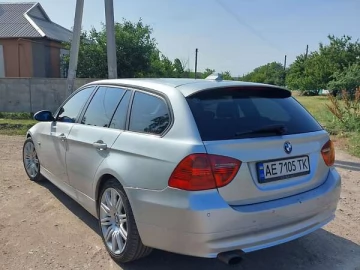 Авто BMW 3 Series 2005 № 7740224