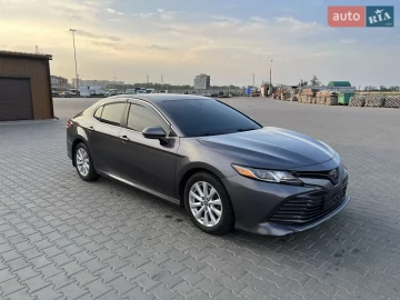 Авто Toyota Camry 2018 № 7740414
