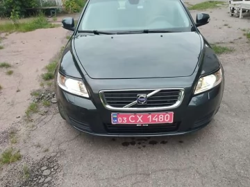 Авто Volvo V50 2010 № 7740514