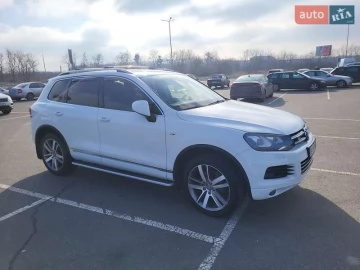 Авто Volkswagen Touareg 2013 № 7740608