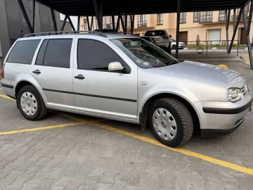 Авто Volkswagen Golf 2000 № 7740659