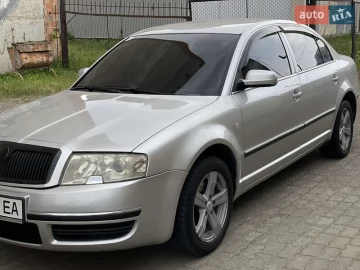 Авто Skoda Superb 2003 № 7740673