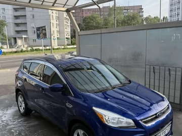 Авто Ford Escape 2014 № 7740699