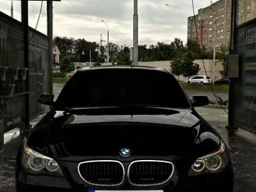 Авто BMW 5 Series 2005 № 7740748