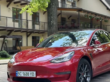 Авто Tesla Model 3 2018 № 7740945