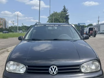 Авто Volkswagen Golf 2000 № 7741018
