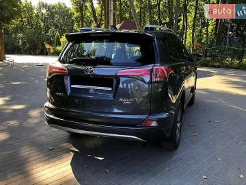Авто Toyota Rav4 2017 № 7741051