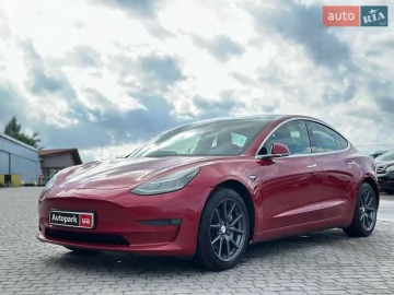 Авто Tesla Model 3 2019 № 7741247