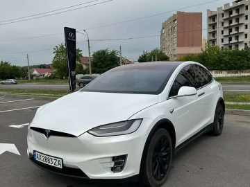 Авто Tesla Model X 2018 № 7741262