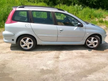 Авто Peugeot 206 2004 № 7741374