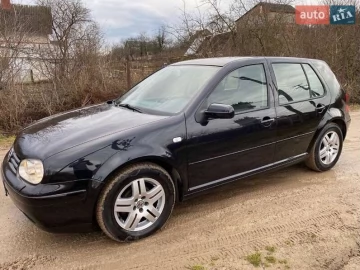 Авто Volkswagen Golf 2000 № 7741375
