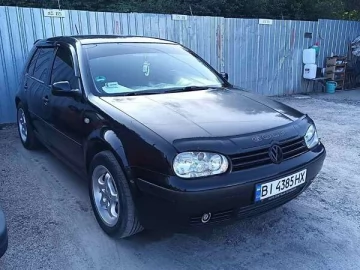 Авто Volkswagen Golf 2000 № 7741564