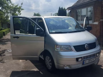 Авто Volkswagen Transporter 2009 № 7741600