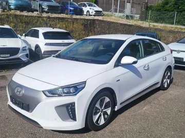 Авто Hyundai Ioniq 2017 № 7741828