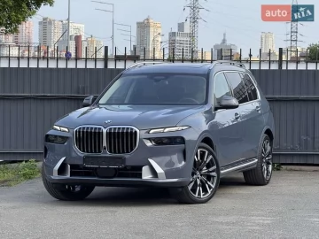 Авто BMW X7 2022 № 7741879