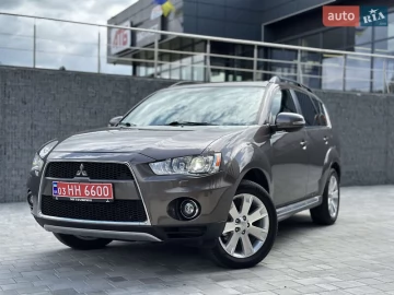 Авто Mitsubishi Outlander Xl 2010 № 7741940