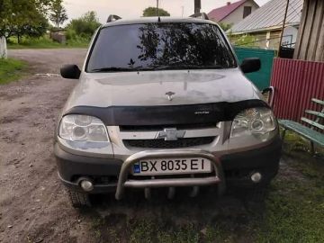 Авто Chevrolet Niva 2010 № 7742033