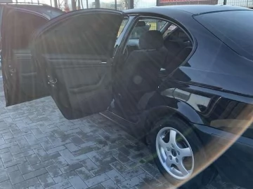 Авто BMW 3 Series 2003 № 7742034