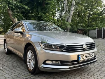 Авто Volkswagen Passat 2017 № 7742128